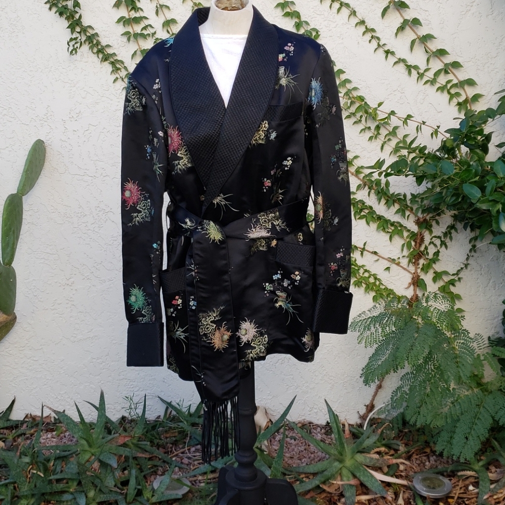Beautiful Asian Lounging Jacket